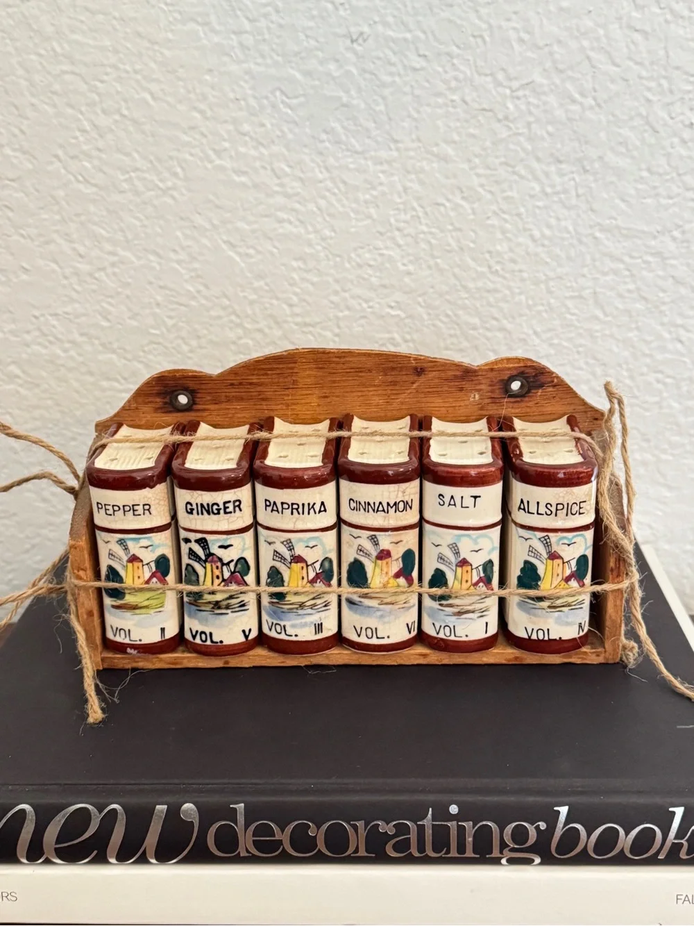 Vintage 50s Book Spice Rack Vintage Mid Century Spice Rack